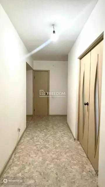 2-комнатная квартира, этаж 3 из 9, 55 м²