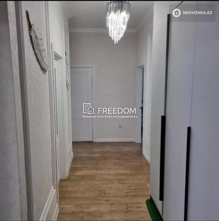 100.5 м², 3-комнатная квартира, этаж 2 из 10, 100 м², изображение - 1