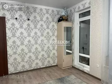 2-комнатная квартира, этаж 3 из 9, 63 м²