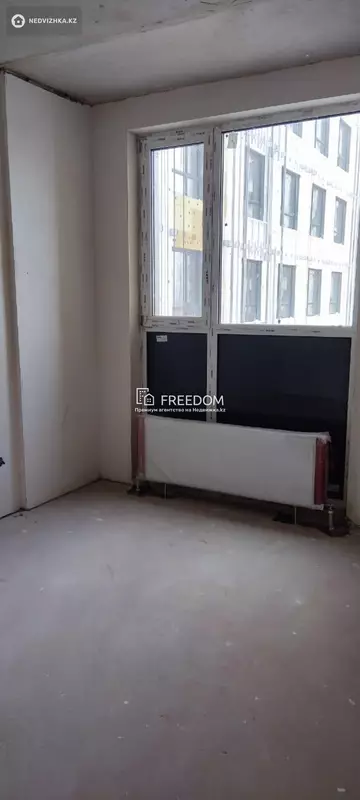 3-комнатная квартира, этаж 3 из 12, 100 м²