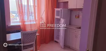 1-комнатная квартира, этаж 3 из 9, 37 м²