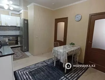 74 м², 2-комнатная квартира, этаж 10 из 19, 74 м², посуточно, изображение - 15