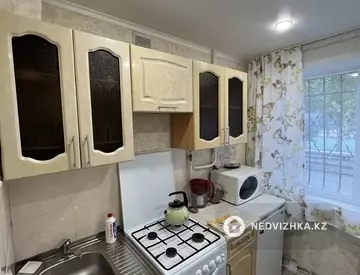 45 м², 1-комнатная квартира, этаж 1 из 5, 45 м², посуточно, изображение - 3