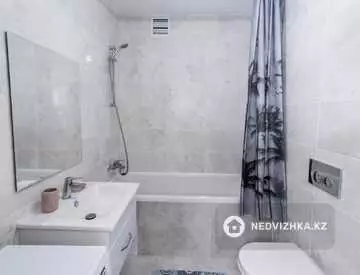 2-комнатная квартира, этаж 6 из 12, 60 м², посуточно