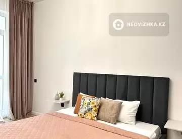 2-комнатная квартира, этаж 2 из 6, 70 м², посуточно