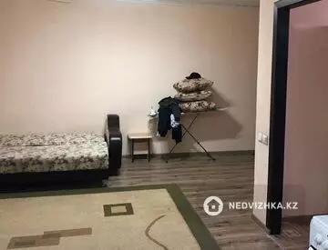 1-комнатная квартира, этаж 1 из 12, 40 м²