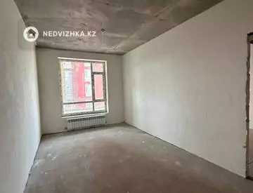 3-комнатная квартира, этаж 8 из 9, 97 м²