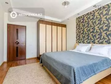 2-комнатная квартира, этаж 22 из 25, 70 м², посуточно