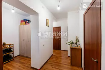 70.4 м², 3-комнатная квартира, этаж 2 из 7, 70 м², изображение - 27