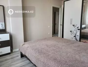 3-комнатная квартира, этаж 4 из 6, 75 м²