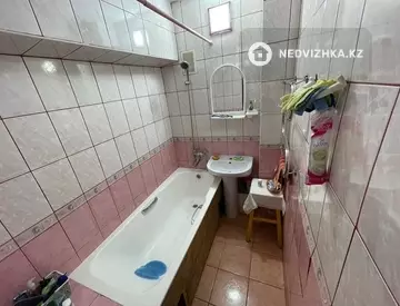 4-комнатная квартира, этаж 5 из 5, 80 м²