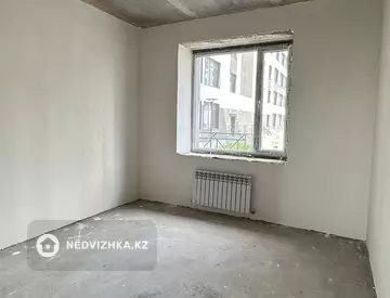 3-комнатная квартира, этаж 1 из 9, 92 м²