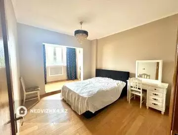 2-комнатная квартира, этаж 8 из 9, 60 м²