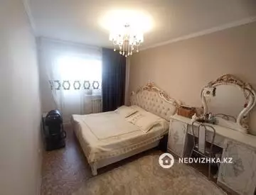 3-комнатная квартира, этаж 8 из 9, 74 м²