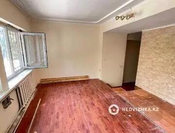 3-комнатная квартира, этаж 2 из 5, 100 м²