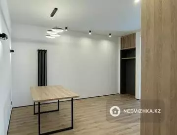 3-комнатная квартира, этаж 2 из 12, 75 м²