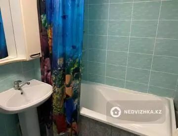 2-комнатная квартира, этаж 3 из 4, 50 м²