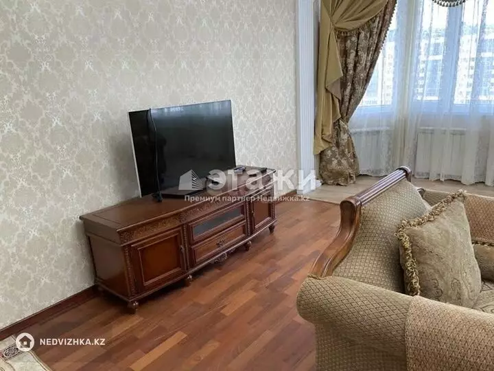 220 м², 5-комнатная квартира, этаж 10 из 13, 220 м², изображение - 1