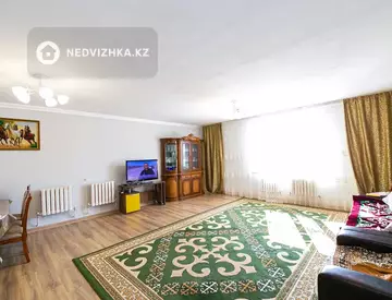 210 м², 6-комнатный дом, 10 соток, 210 м², изображение - 9