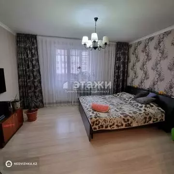 2-комнатная квартира, этаж 9 из 10, 65 м²