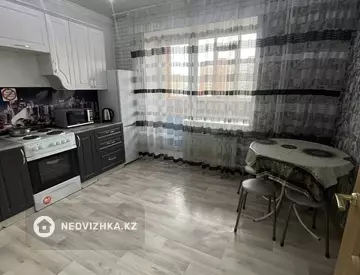 42 м², 1-комнатная квартира, этаж 6 из 9, 42 м², посуточно, изображение - 5