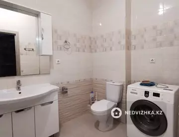 2-комнатная квартира, этаж 2 из 10, 76 м²