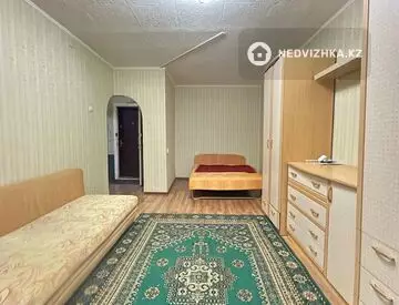 1-комнатная квартира, этаж 4 из 5, 35 м²