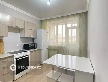 1-комнатная квартира, этаж 6 из 6, 39 м²