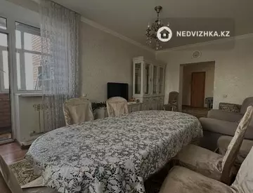 3-комнатная квартира, этаж 8 из 9, 91 м²