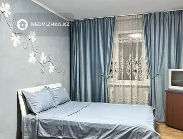 1-комнатная квартира, этаж 1 из 4, 32 м², посуточно