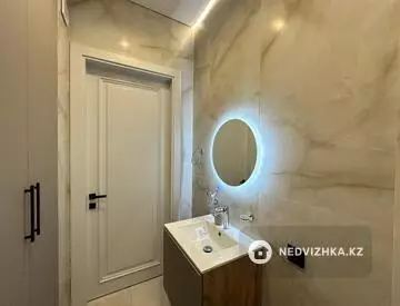 70 м², 2-комнатная квартира, этаж 9 из 12, 70 м², изображение - 1