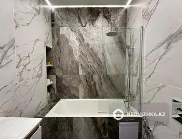 70 м², 2-комнатная квартира, этаж 9 из 12, 70 м², изображение - 2