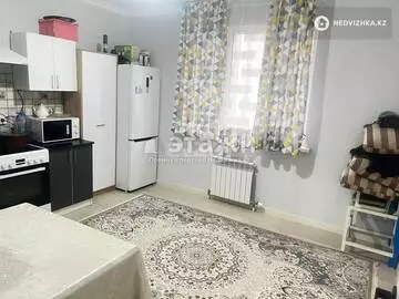 1-комнатная квартира, этаж 4 из 9, 39 м²