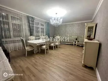 136 м², 4-комнатная квартира, этаж 3 из 6, 136 м², изображение - 2