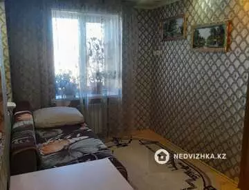 4-комнатная квартира, этаж 5 из 6, 100 м²