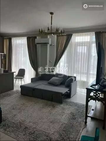 4-комнатная квартира, этаж 2 из 7, 104 м²