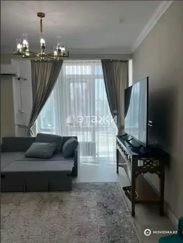 4-комнатная квартира, этаж 2 из 7, 104 м²