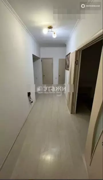 2-комнатная квартира, этаж 3 из 9, 64 м²