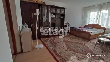 3-комнатная квартира, этаж 3 из 5, 60 м²