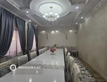 6-комнатный дом, 10 соток, 313 м²