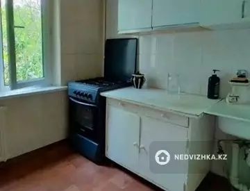 3-комнатная квартира, этаж 2 из 5, 65 м²