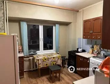 1-комнатная квартира, этаж 3 из 5, 39 м²