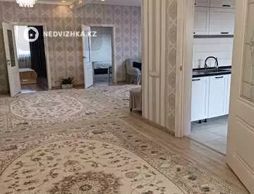 6-комнатный дом, 4 соток, 215 м²