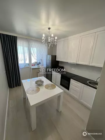 3-комнатная квартира, этаж 16 из 22, 80 м²