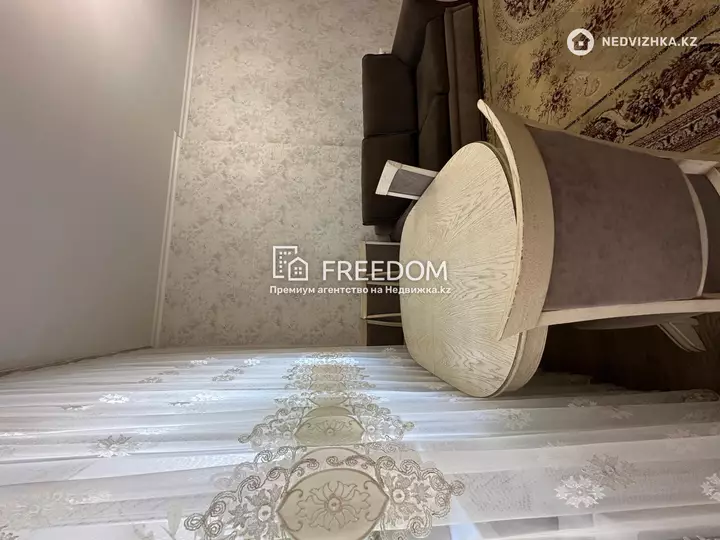 71 м², 2-комнатная квартира, этаж 2 из 10, 71 м², изображение - 1