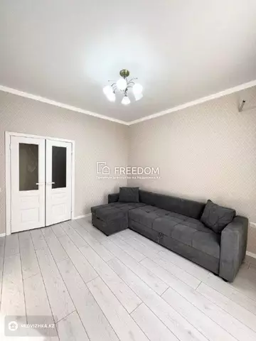 1-комнатная квартира, этаж 6 из 9, 42 м²