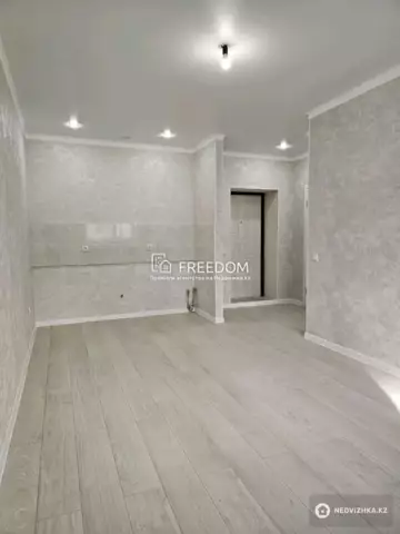 2-комнатная квартира, этаж 5 из 9, 38 м²