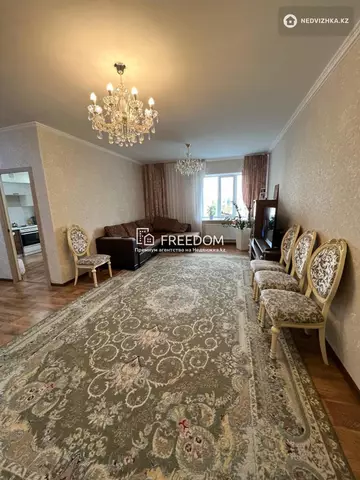 3-комнатная квартира, этаж 4 из 9, 95 м²