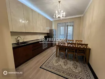 3-комнатная квартира, этаж 7 из 8, 103 м²