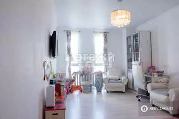 2-комнатная квартира, этаж 14 из 14, 60 м²